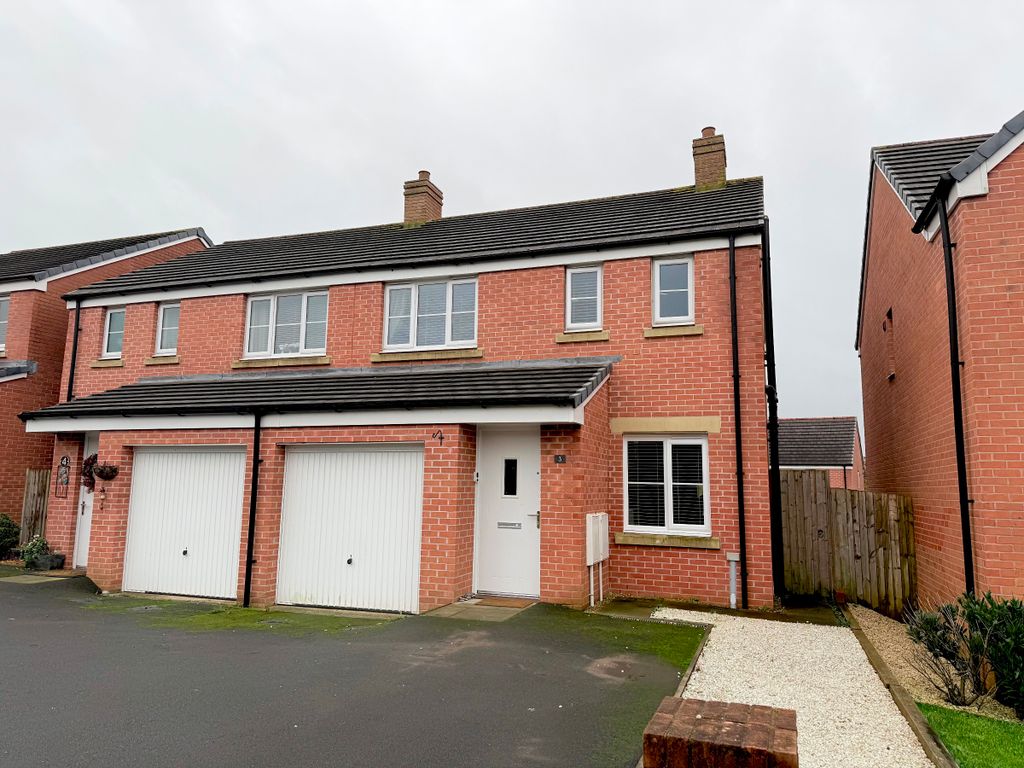 Property photo 2 of 30