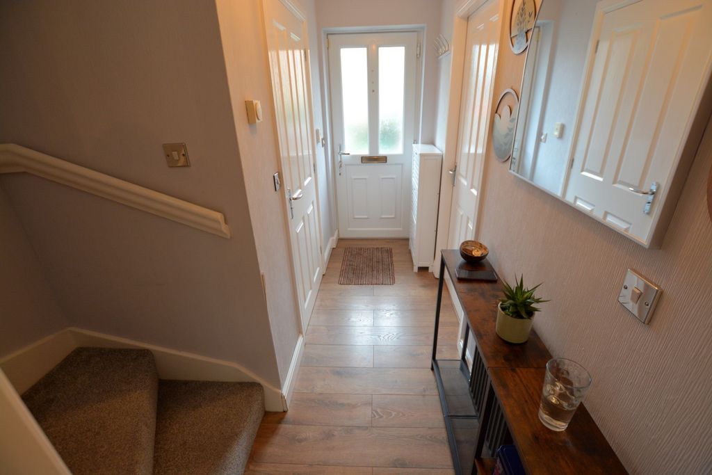 Property photo 2 of 20 Photo 7