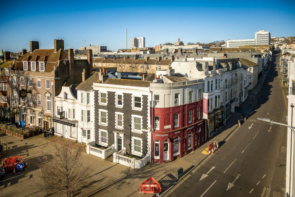 Property photo 1 of 16 26 Marlborough Place Final5.Jpg