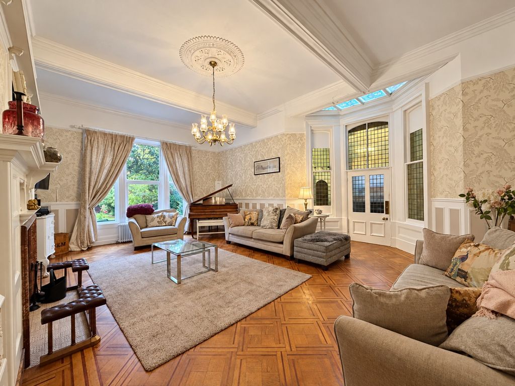 Property photo 3 of 43 5528033