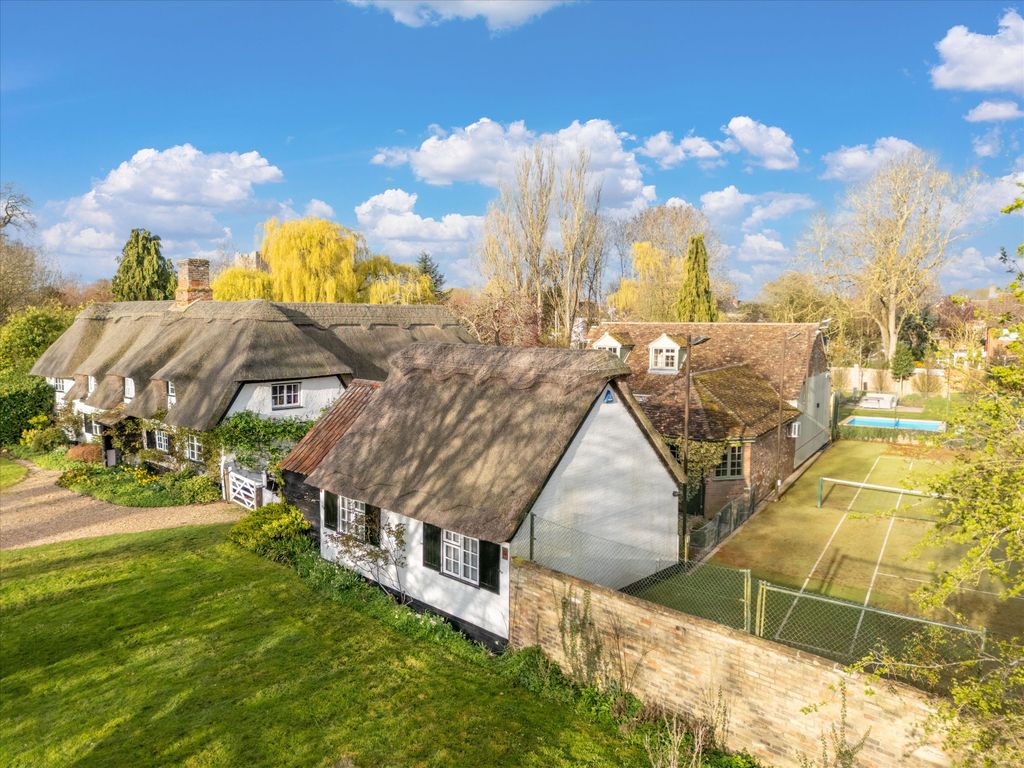 Property photo 1 of 17 Image