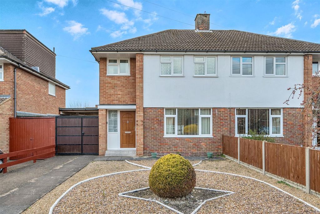 Property photo 1 of 9 Front H.Jpg