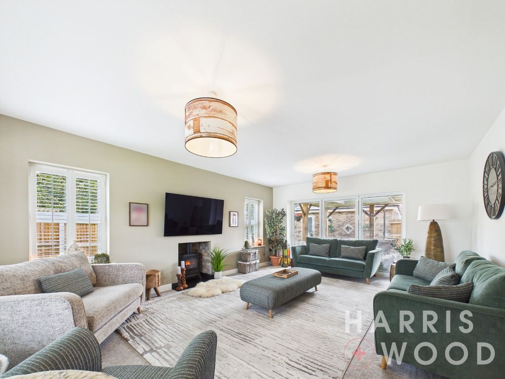 Property photo 2 of 38 5894292