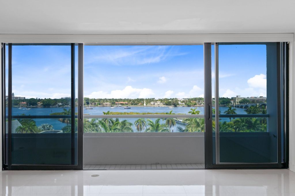 Property photo 3 of 15 <Alttext/>