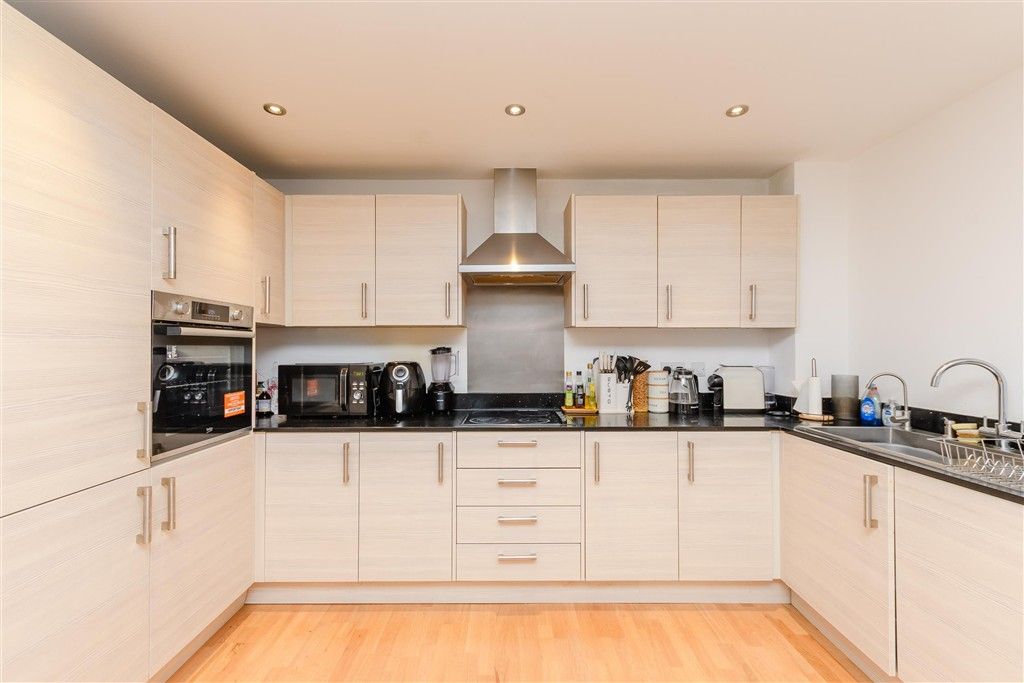 Property photo 3 of 7 Lounge/Diner