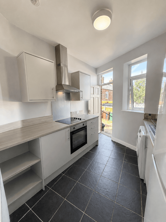 Property photo 1 of 14 Well Presented 2 Bed Terraced House To Rent Summer Lane, Wombwell S73