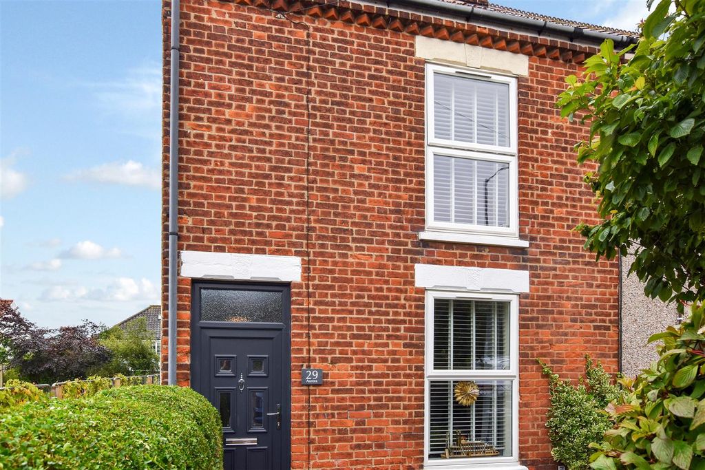 Property photo 1 of 19 Ft.Jpg