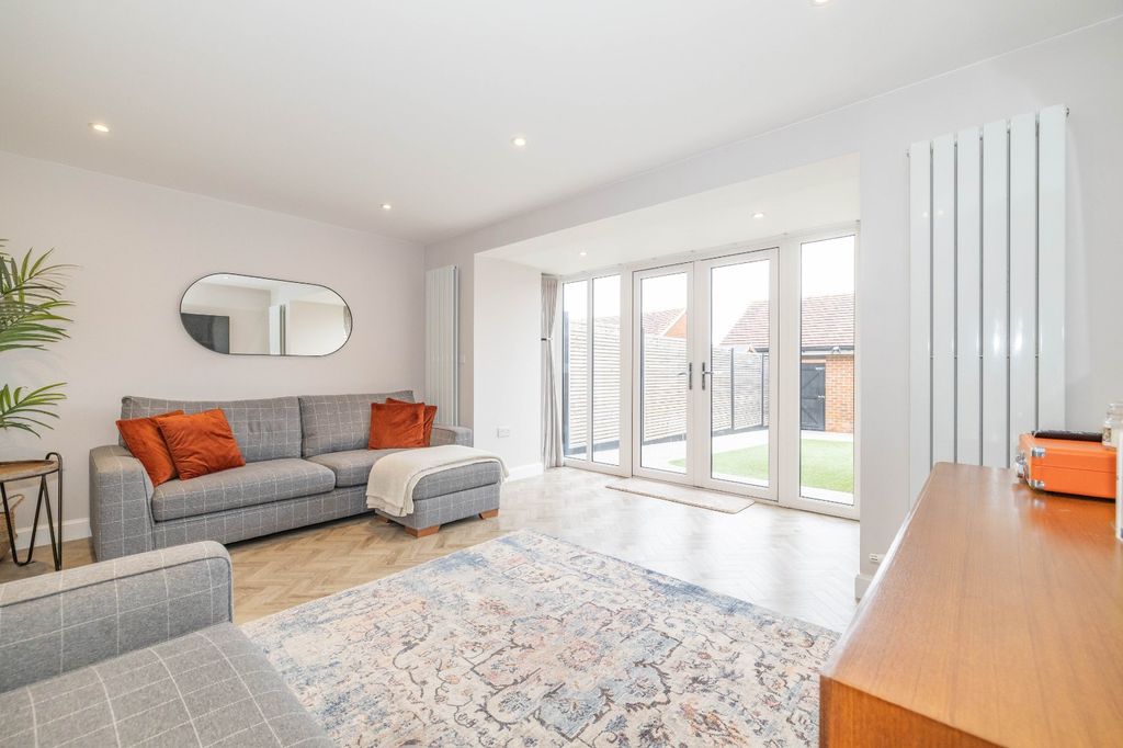 Property photo 2 of 15 Picture 2