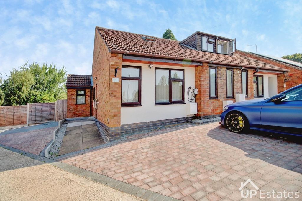 Property photo 1 of 28