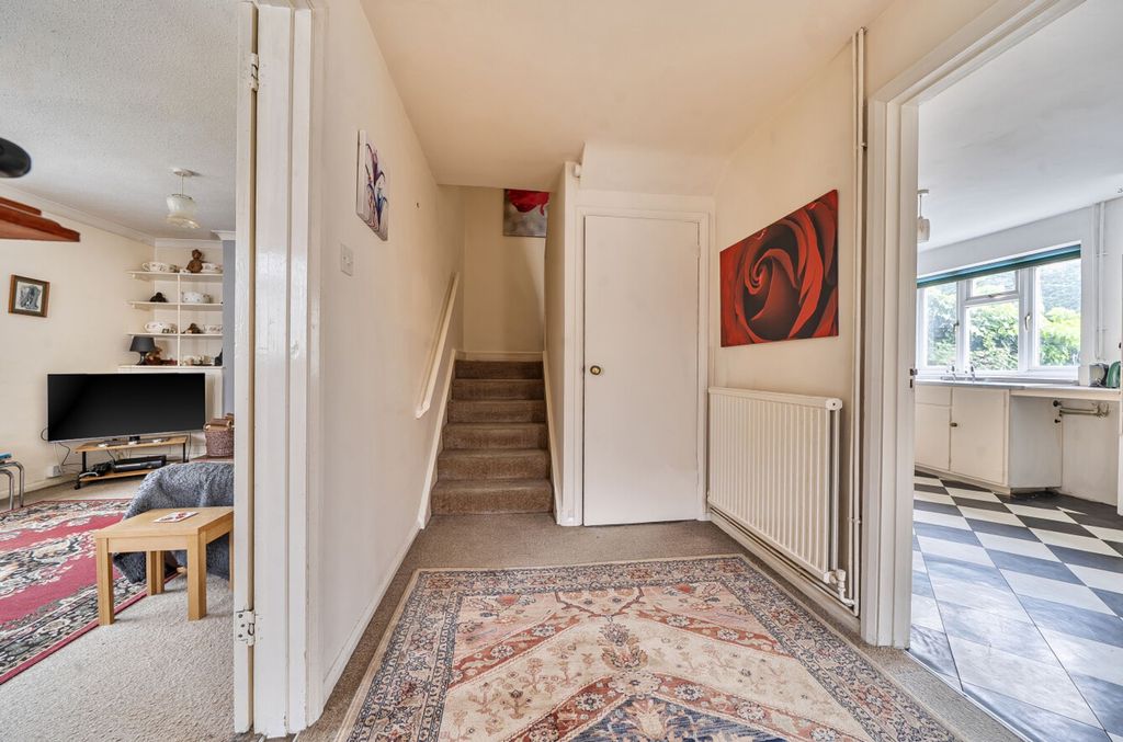 Property photo 3 of 16