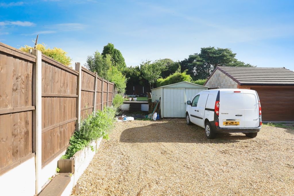 Property photo 2 of 19 Photography