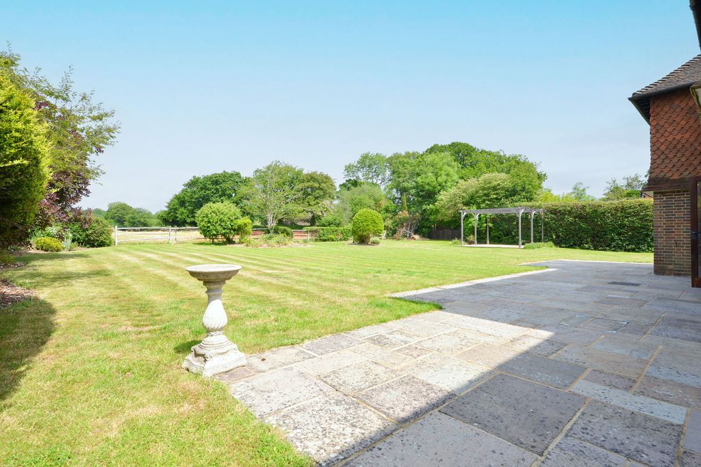 Property photo 2 of 24