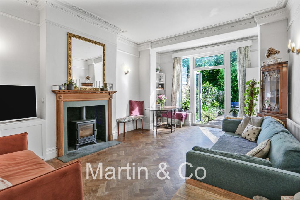 Property photo 3 of 18 Bu5A4089_