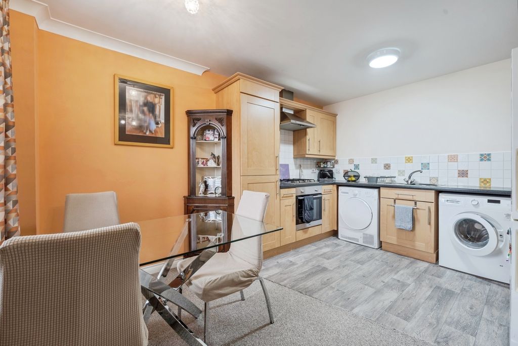 Property photo 3 of 15 Pbox-Img.Jpg