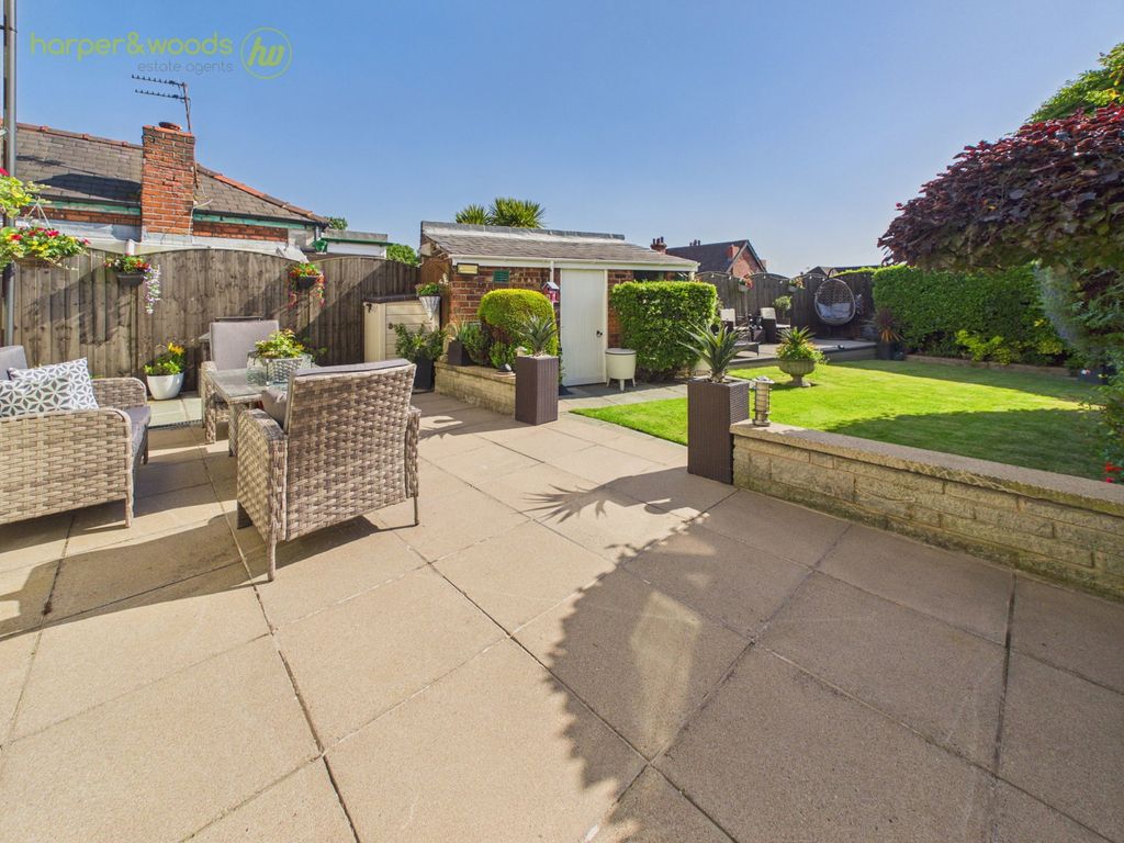 Property photo 2 of 49
