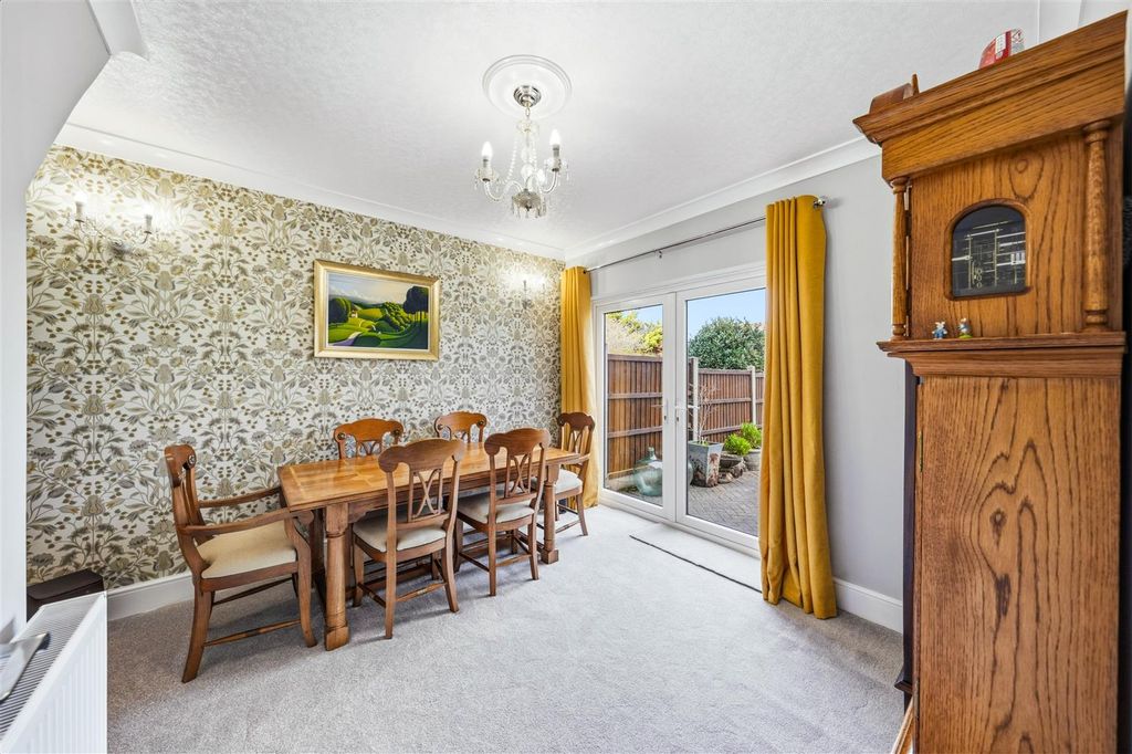 Property photo 3 of 23 Screenshot (2333).Jpg