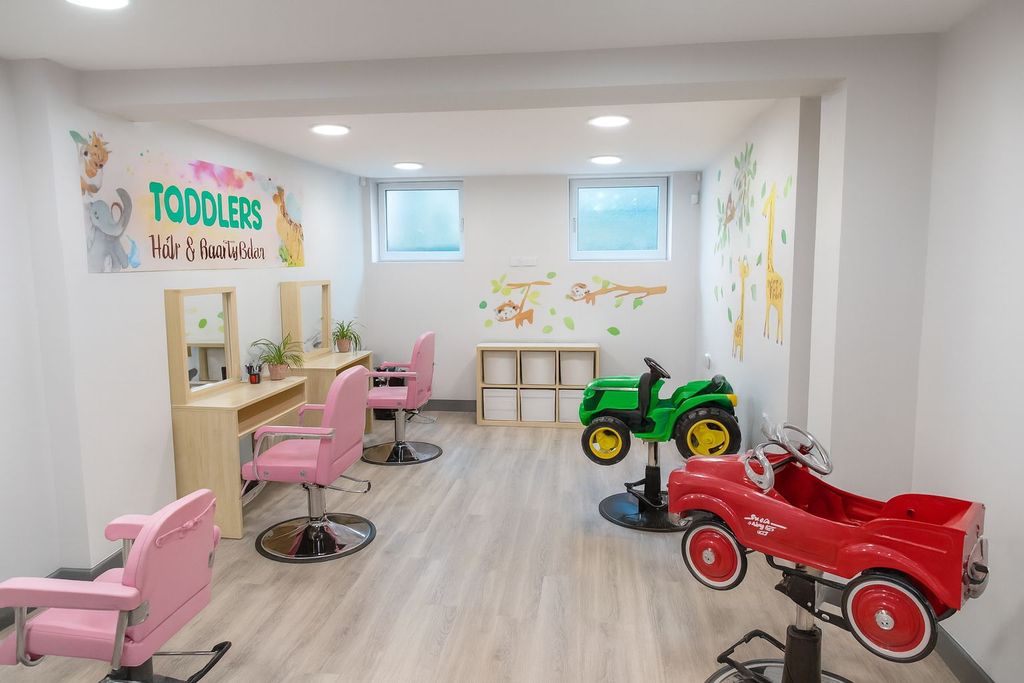 Property photo 1 of 2