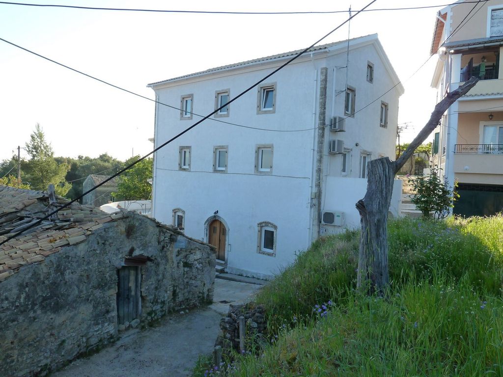 Property photo 2 of 15 Side View Of The Manor House