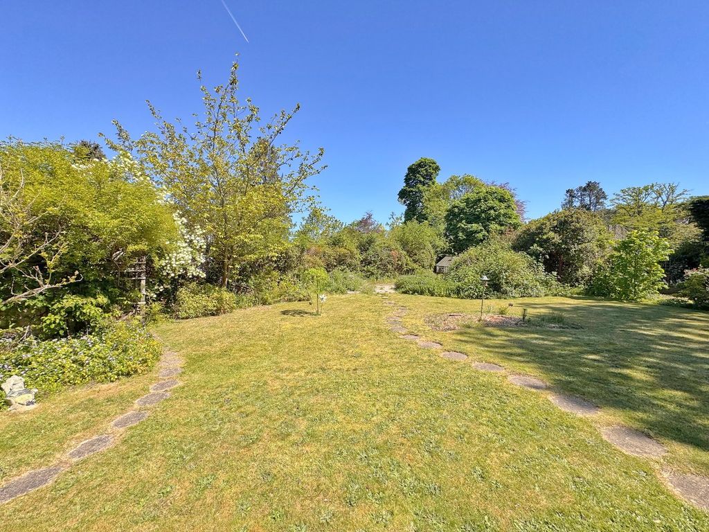 Property photo 3 of 16