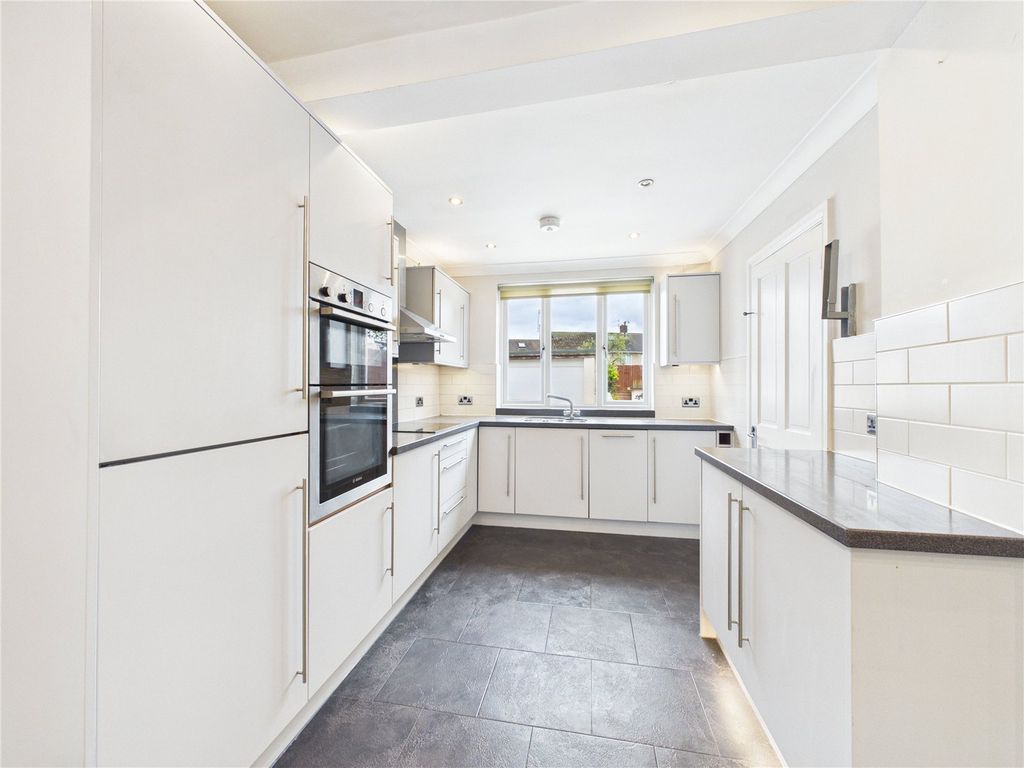 Property photo 3 of 18 Picture No. 31