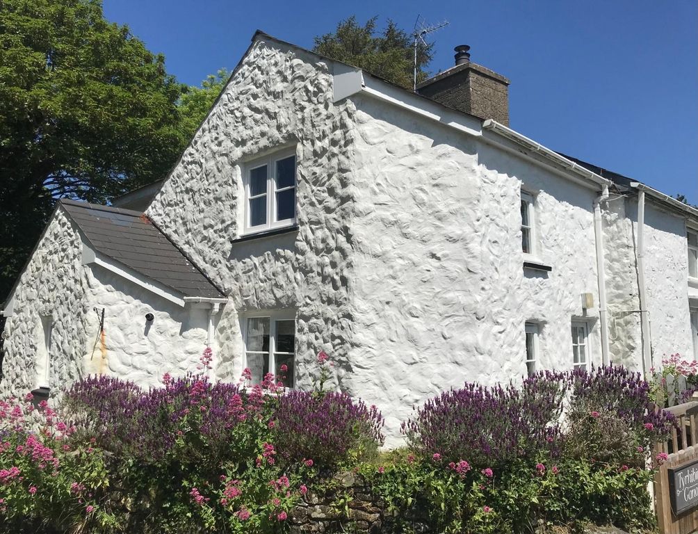 Property photo 1 of 9