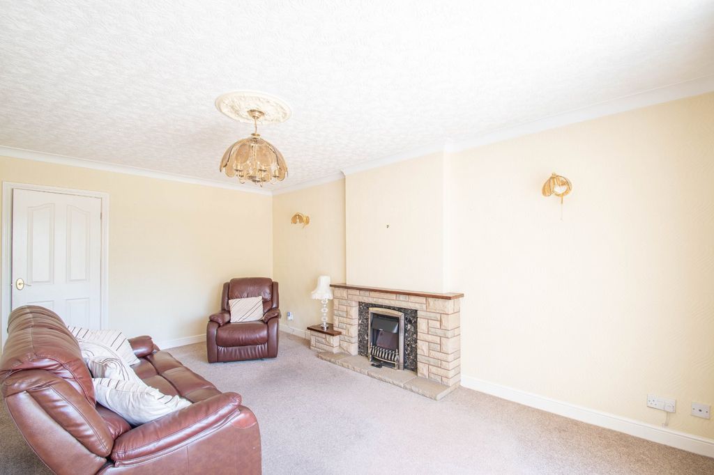 Property photo 2 of 16 Picture No. 06