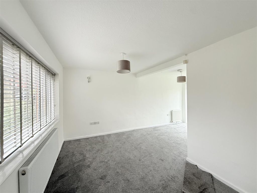 Property photo 3 of 12 Img_9193.Jpeg