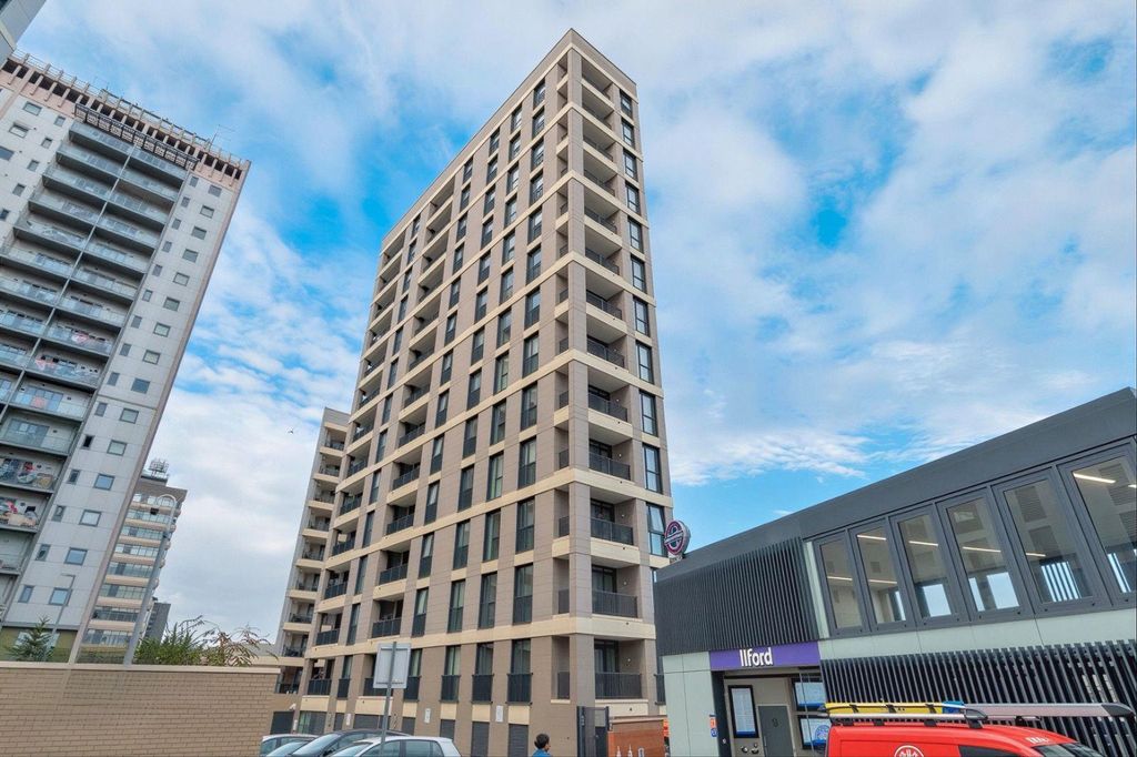 Property photo 1 of 16 F425899F-9A0c-4c88-94Fa-B27B178E6Bce.Jpg