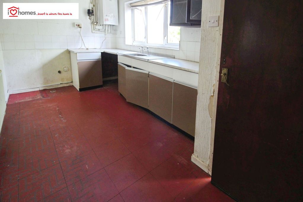 Property photo 3 of 10 Photo 2