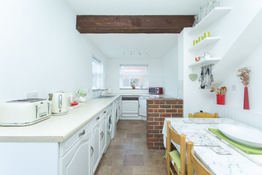 Property photo 2 of 11 Picture 2