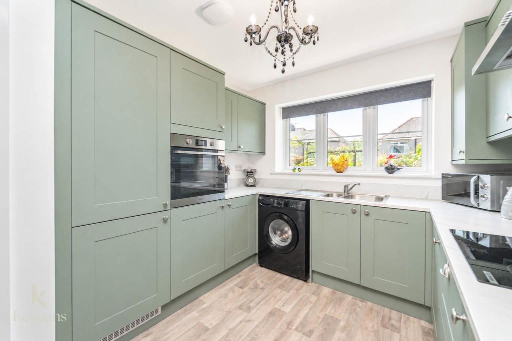 Property photo 3 of 48 3.Jpg
