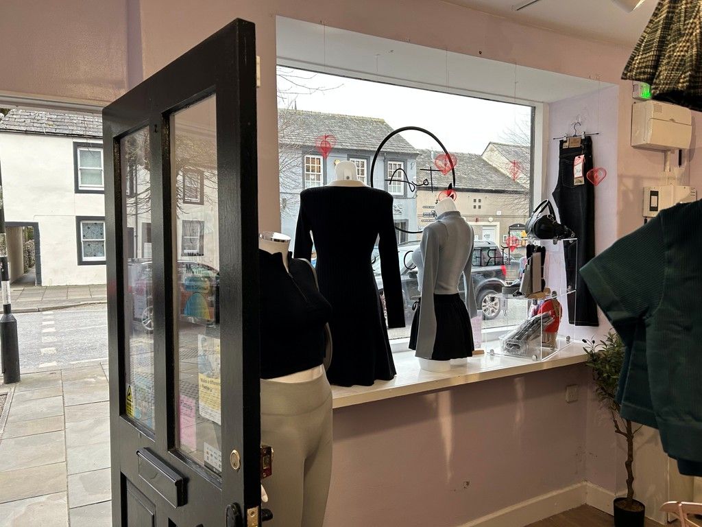 Property photo 2 of 6 Photo 2