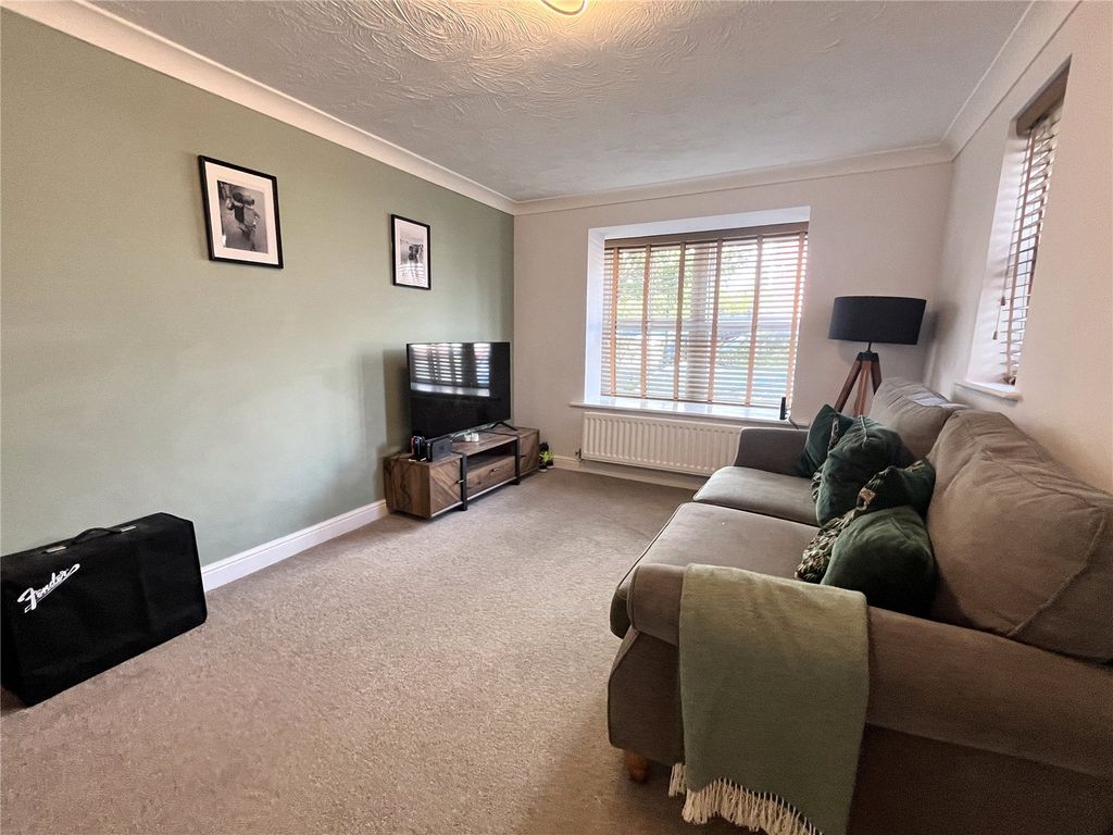 Property photo 3 of 17 Picture No. 09