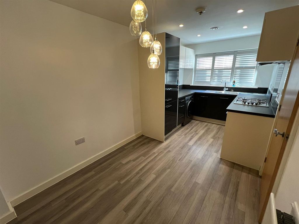 Property photo 2 of 13 Kitchen/Diner