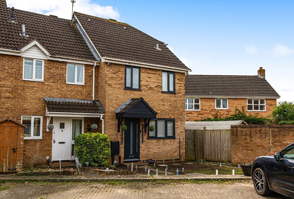 Property photo 1 of 19 1438329-1-69d8F8E...