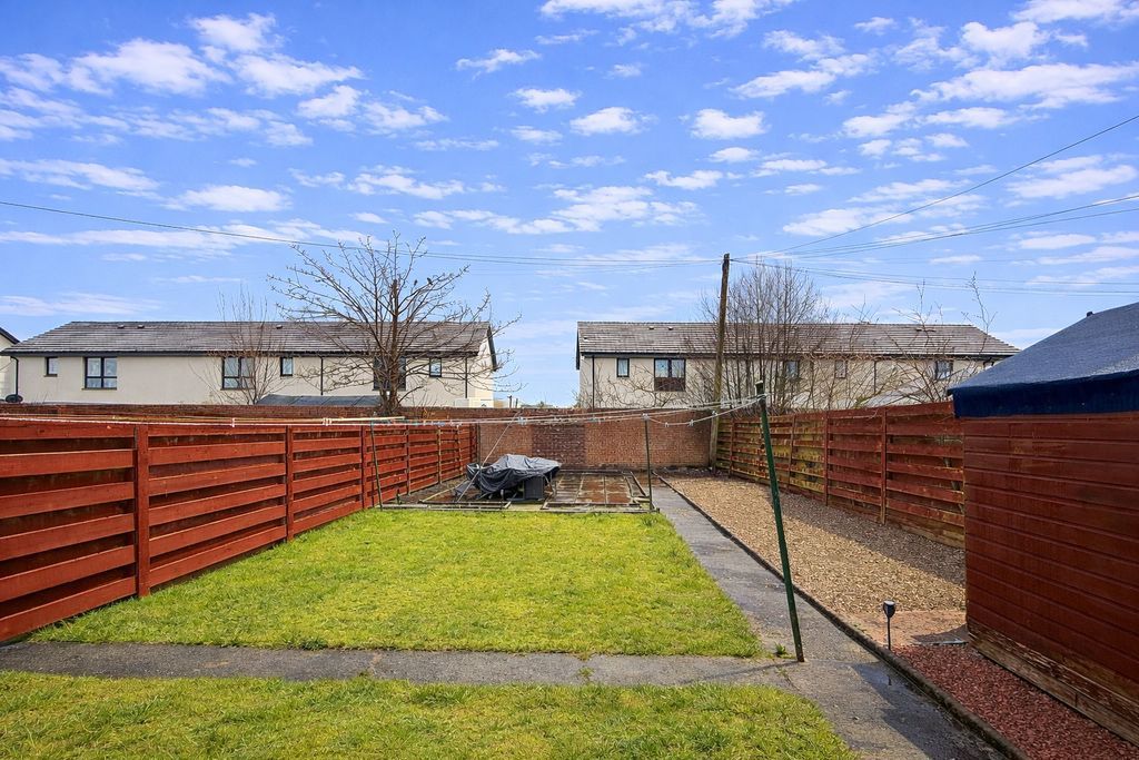 Property photo 2 of 12 Photo 12