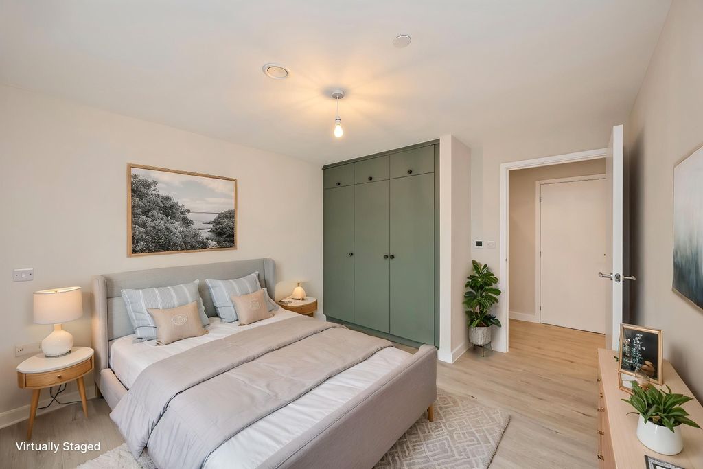 Property photo 1 of 16 5188392