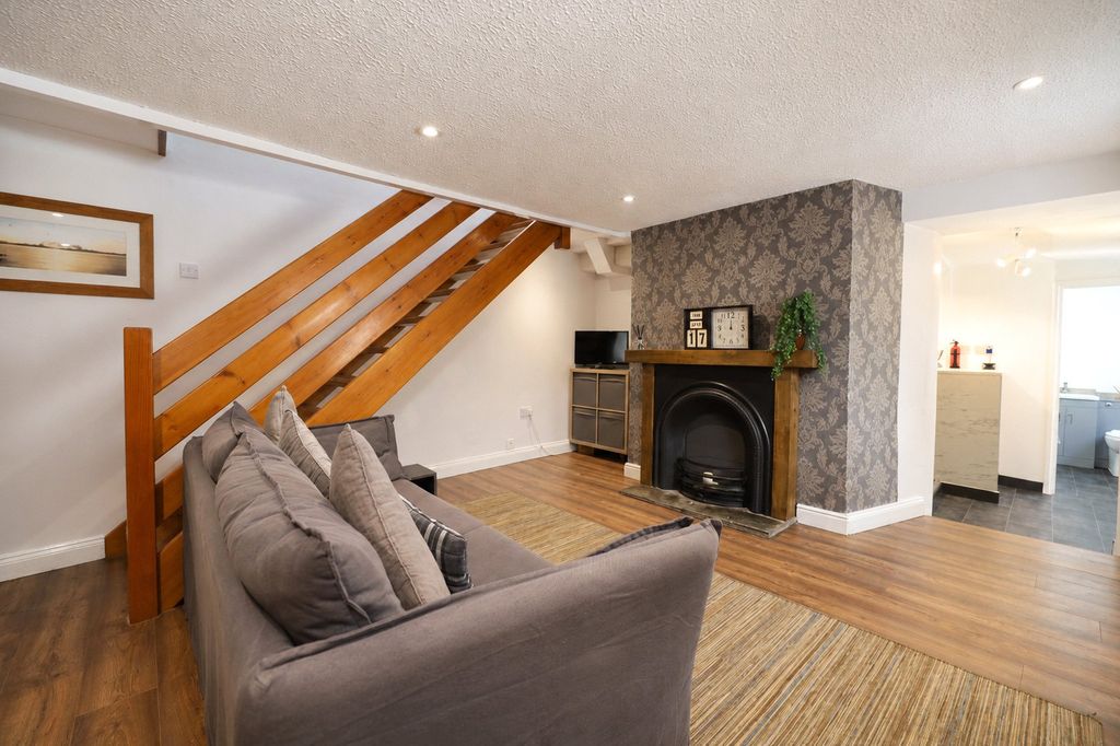 Property photo 2 of 13 Picture No. 02