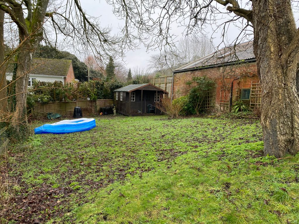 Property photo 2 of 4