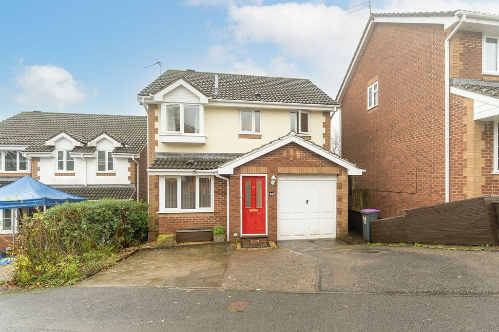 Property photo 1 of 16