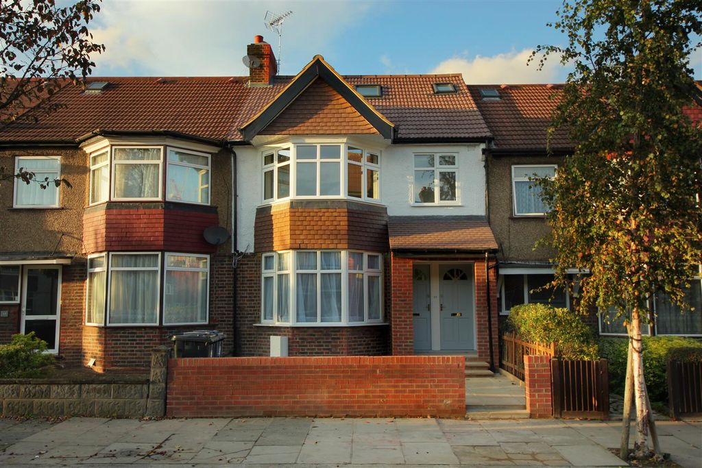 Property photo 1 of 7