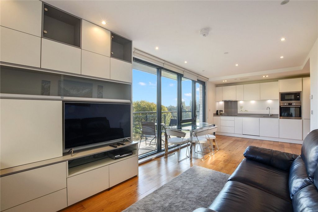 Property photo 3 of 15 Picture No. 27