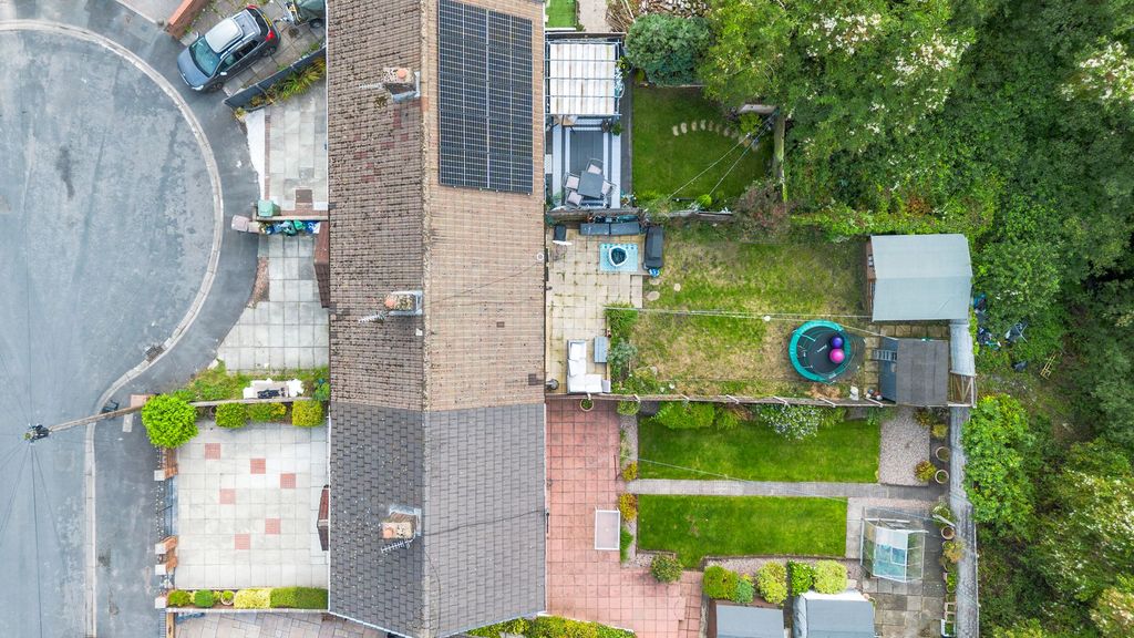 Property photo 3 of 23