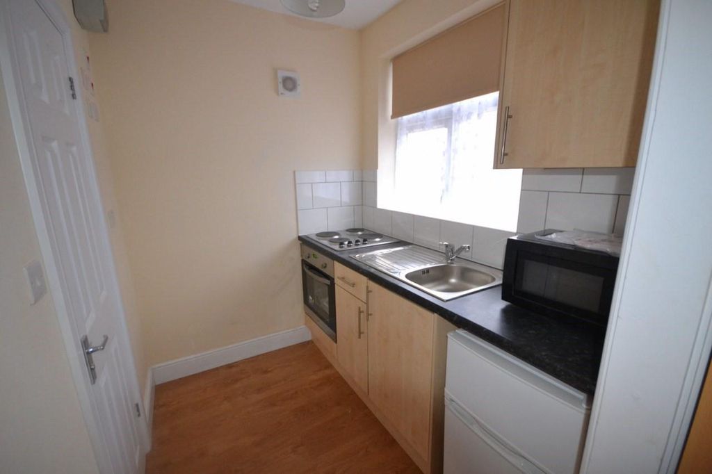 Property photo 2 of 3