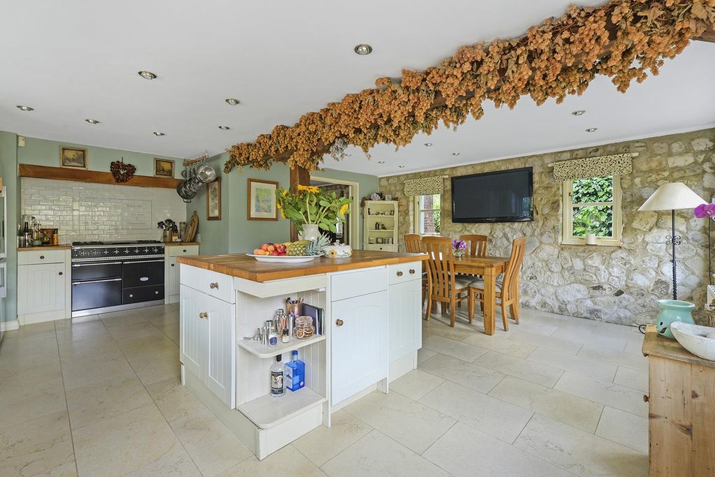 Property photo 3 of 36 Oastulcombe15.Jpg