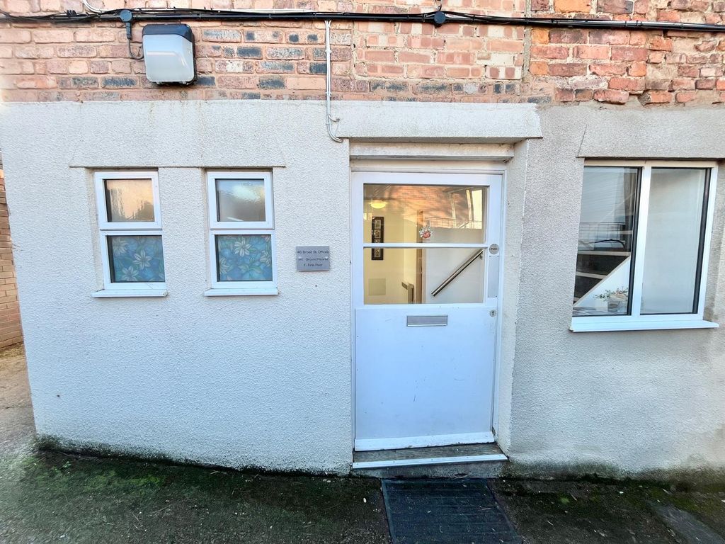 Property photo 2 of 7 Gallery