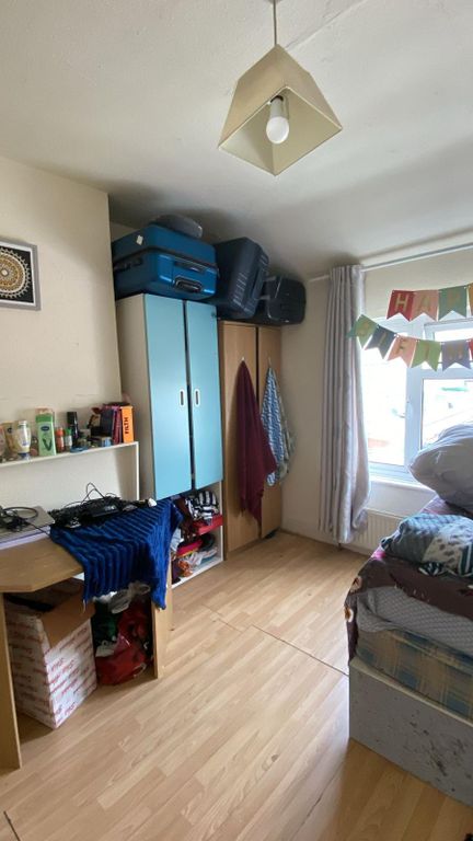 Property photo 2 of 3