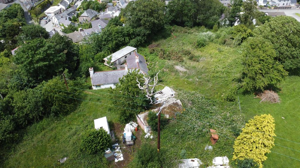 Property photo 2 of 6 Dji_0318.Jpg