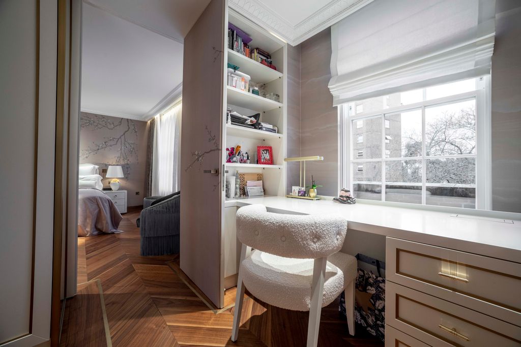 Additional image 17 of 5 bed town house to rentSomerset Square, Kensington, London W14