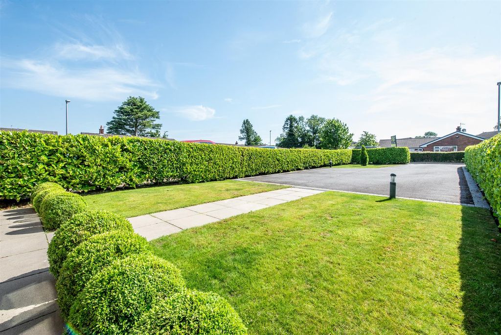Property photo 2 of 30 Driveway